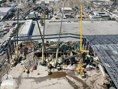 LA Waste and Refuse Aerial Bay Lift